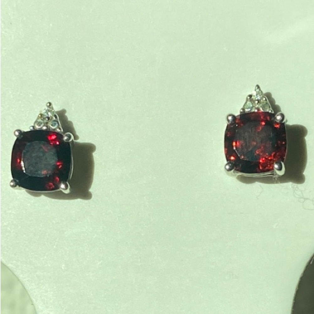 Sterling Silver Garnet Stone Earrings - Picture 3 of 3